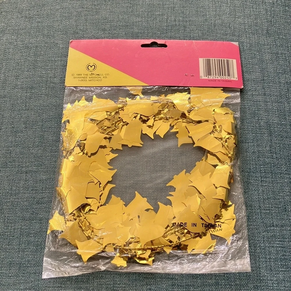 New Gold Bells New Year's Eve Wire Garland